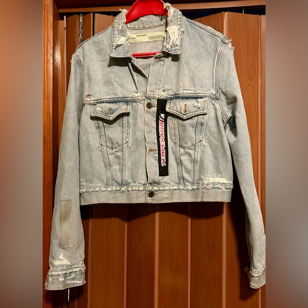Off-White Light Blue Distressed Jean Jacket middle button missing see pics small